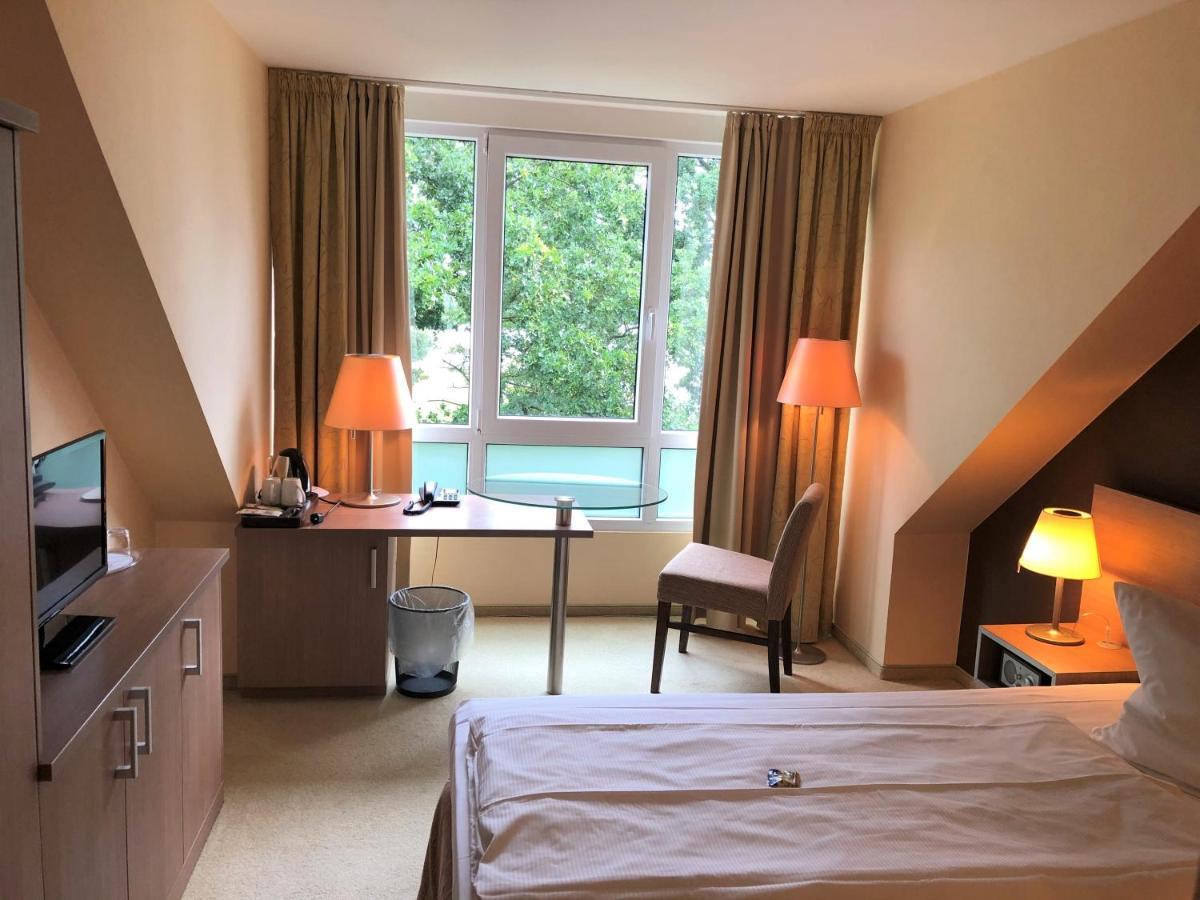 Hotel Seeblick Thuelsfeld Ngoại thất bức ảnh