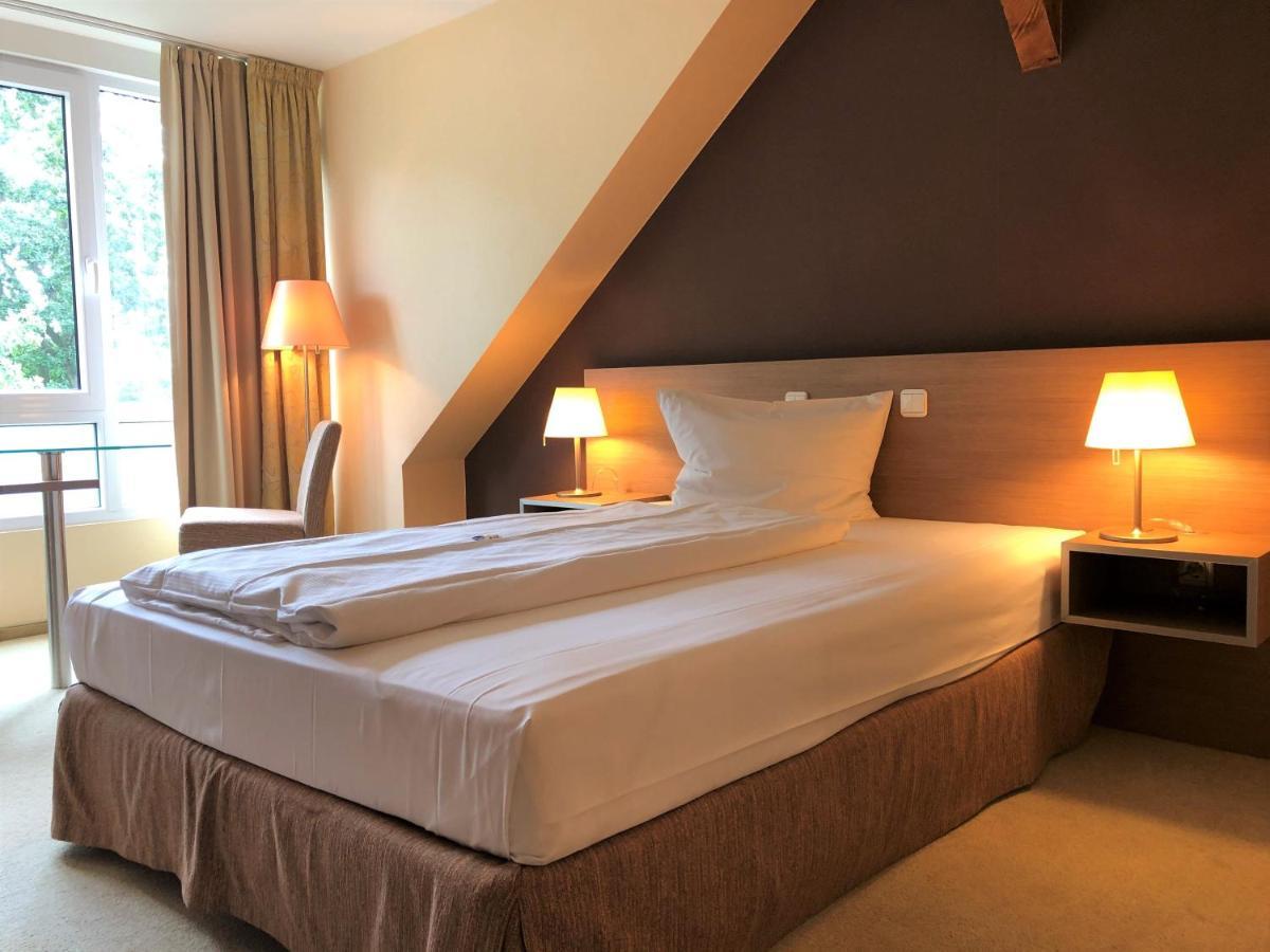 Hotel Seeblick Thuelsfeld Ngoại thất bức ảnh
