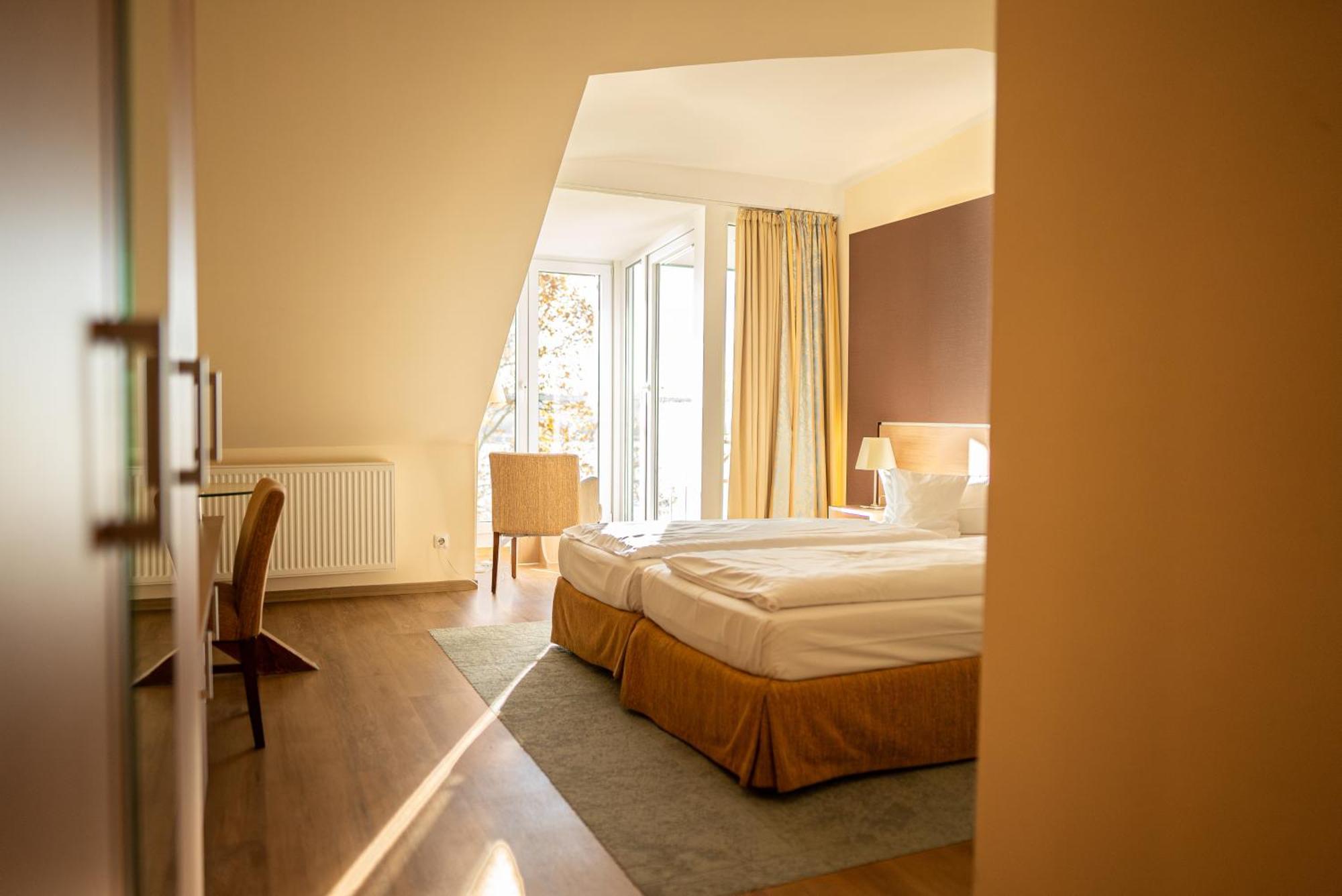 Hotel Seeblick Thuelsfeld Ngoại thất bức ảnh