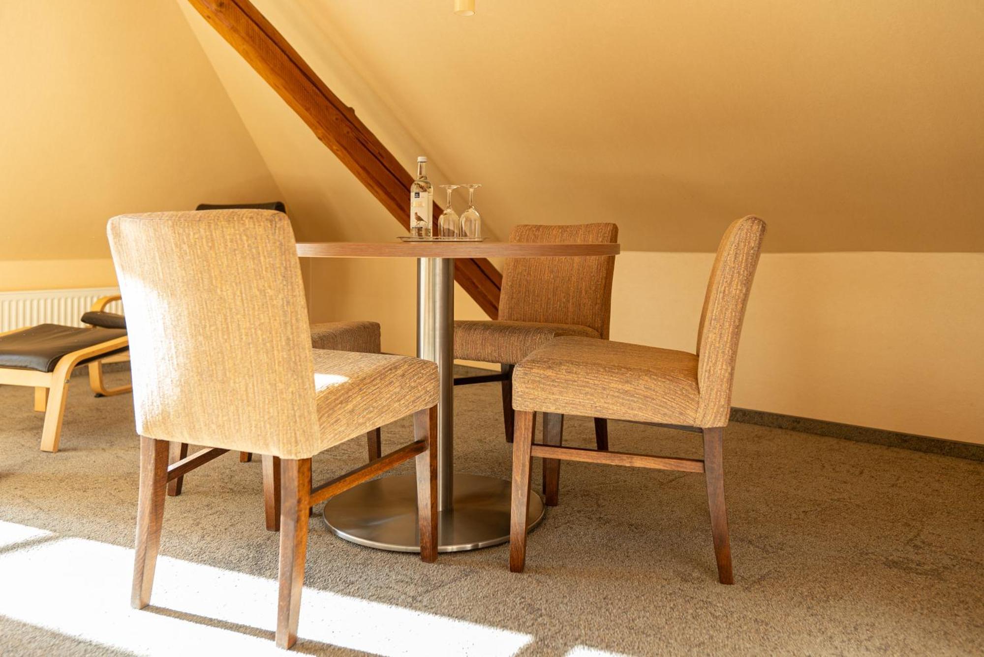 Hotel Seeblick Thuelsfeld Ngoại thất bức ảnh
