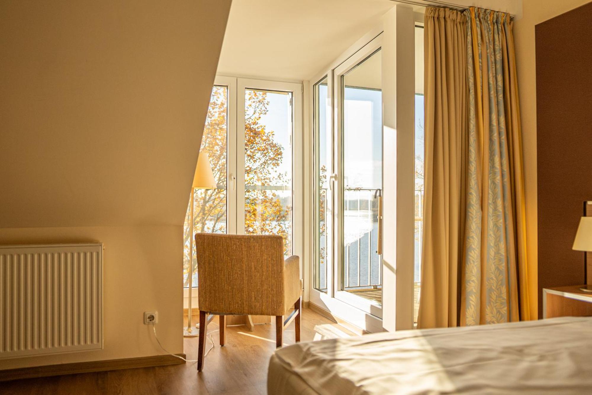 Hotel Seeblick Thuelsfeld Ngoại thất bức ảnh