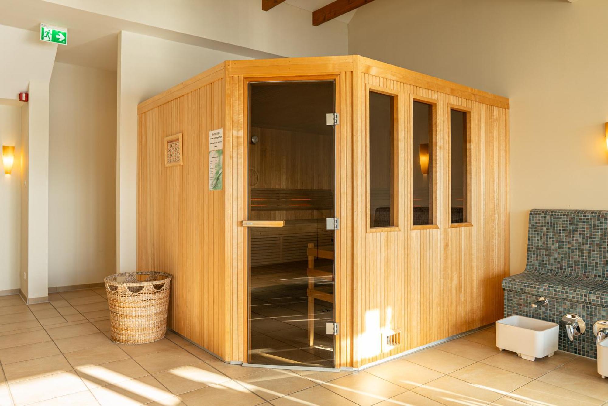 Hotel Seeblick Thuelsfeld Ngoại thất bức ảnh